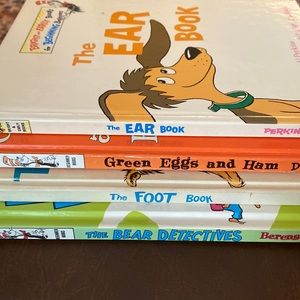 ❌Donated❌🎉HP🎉4 Dr Seuss Beginner Books